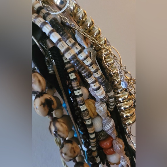 Jewelry - Beaded Necklaces & Bracelets